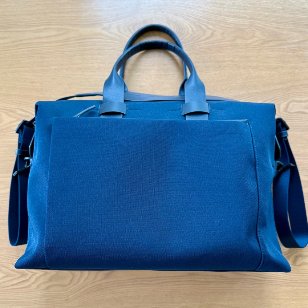 Troubadour Daytripper Carry All In Navy - image 2